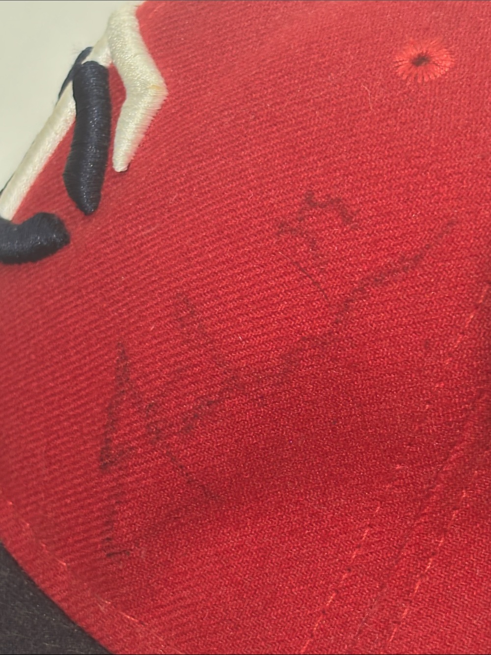 Vtg 59FIFTY Minnesota Twins Cap – Faded Justin Morneau Autograph (#33) –Sz 6 3/4